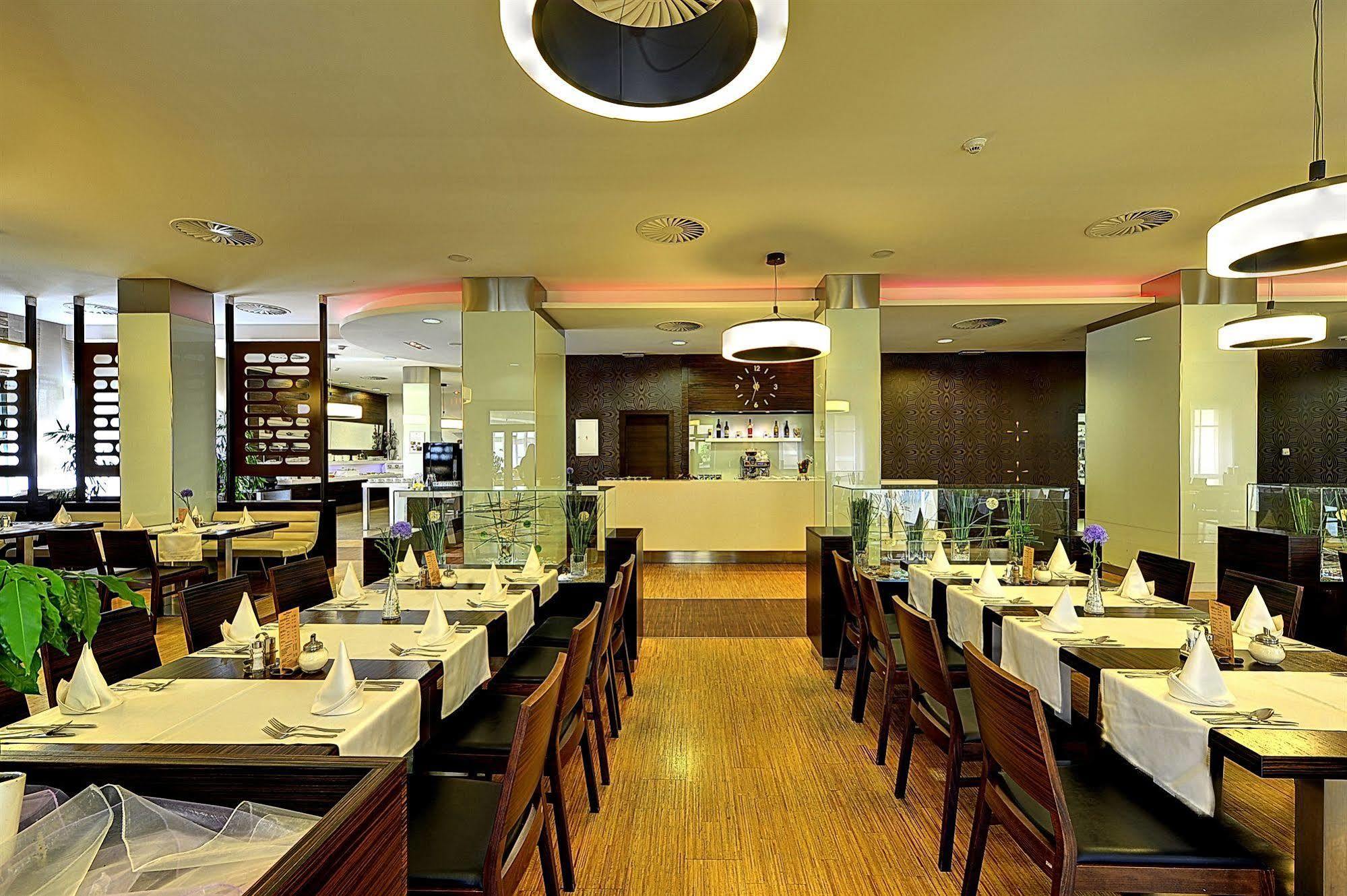 St. Joseph Royal Regent Hotel 4*